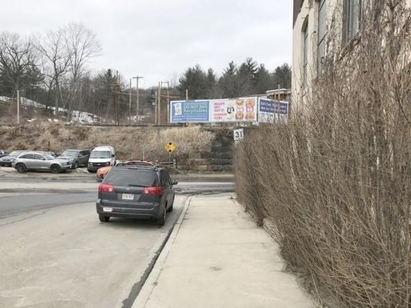 320 River St, Fitchburg, MA 01420